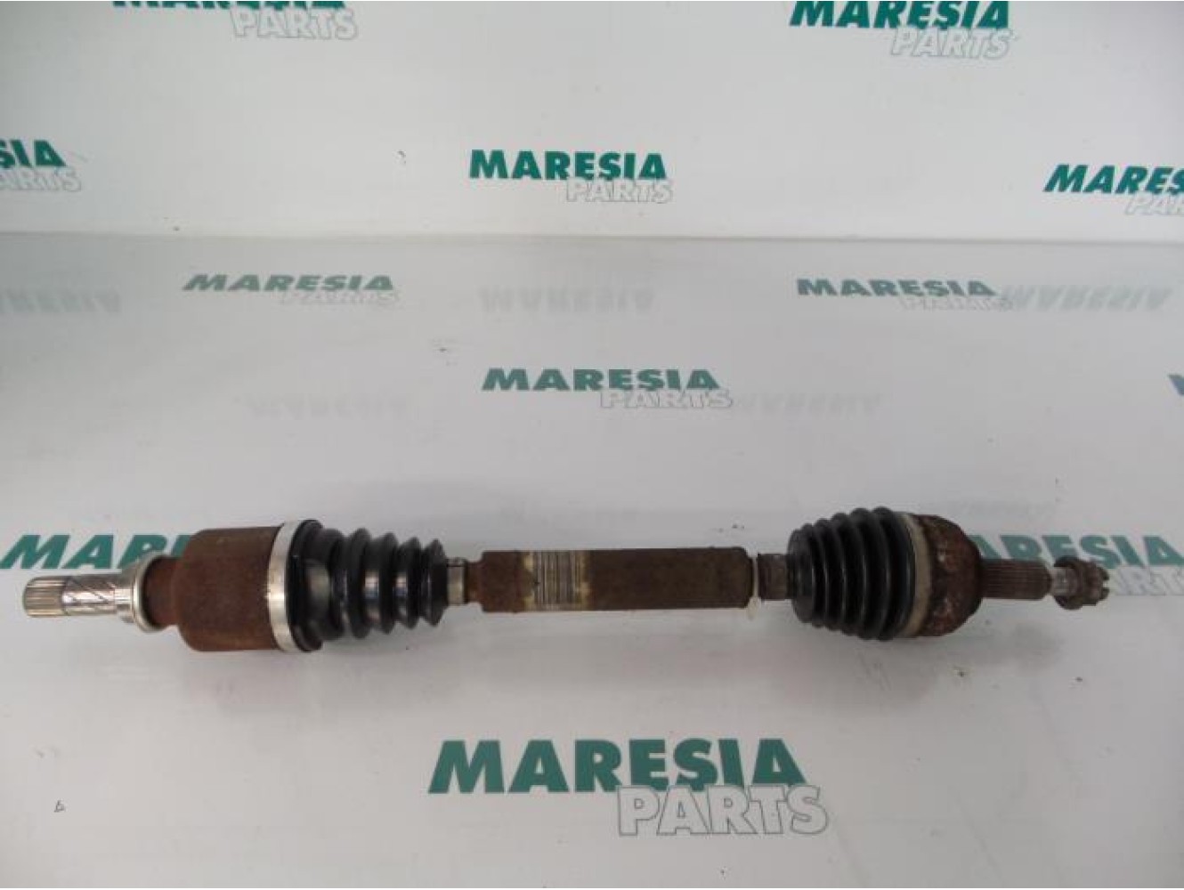 Renault - Megane Scenic - Front drive shaft, left