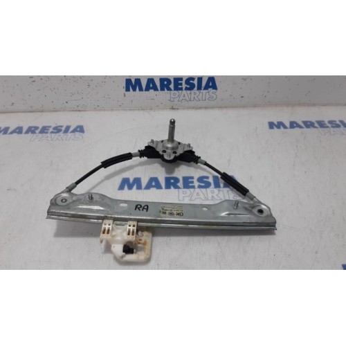 Fiat - Panda - Rear door window mechanism 4-door, right