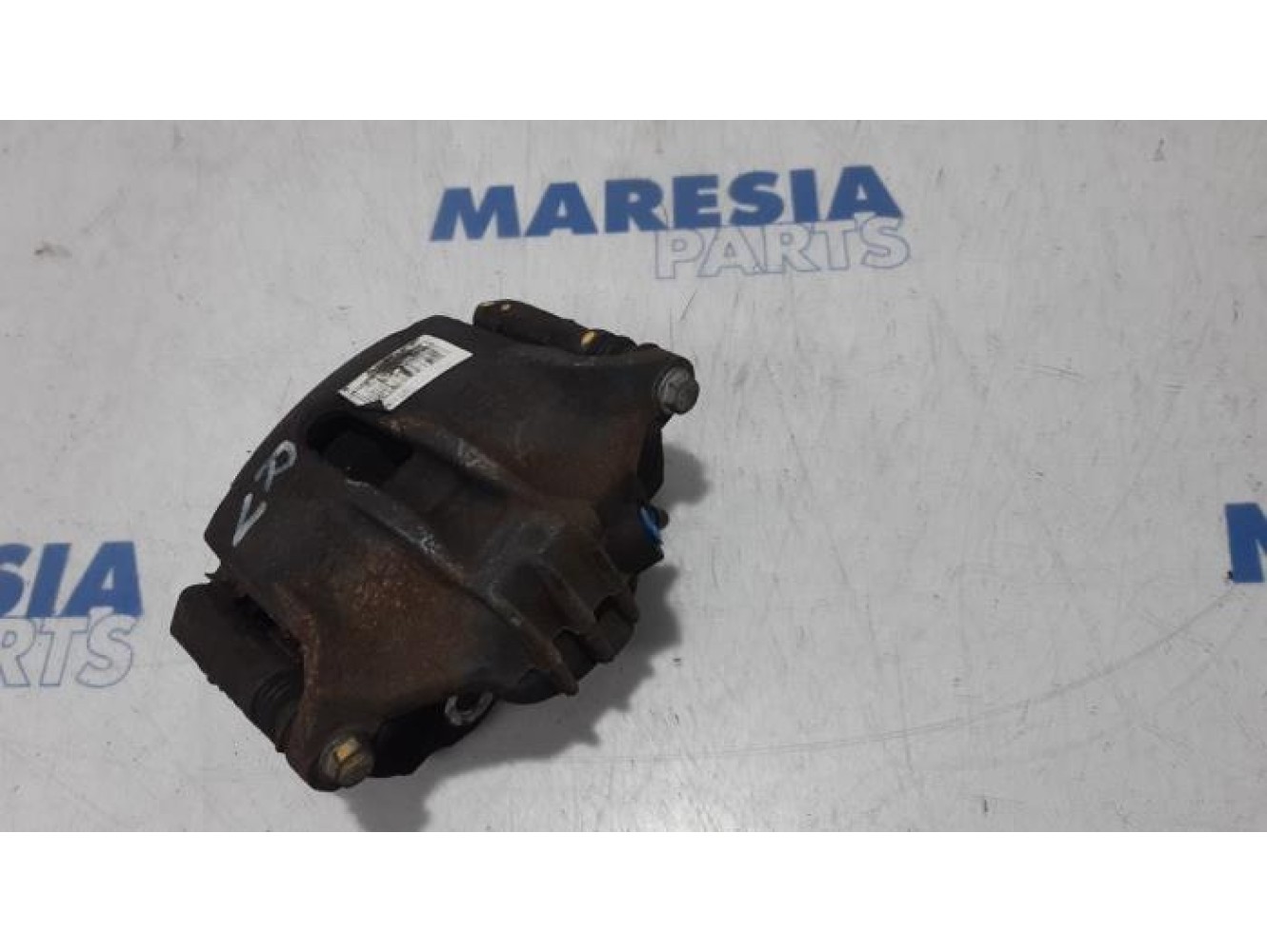 Peugeot - 208 - Front brake calliper, right
