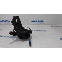 Peugeot - 208 - Fusee links-voor