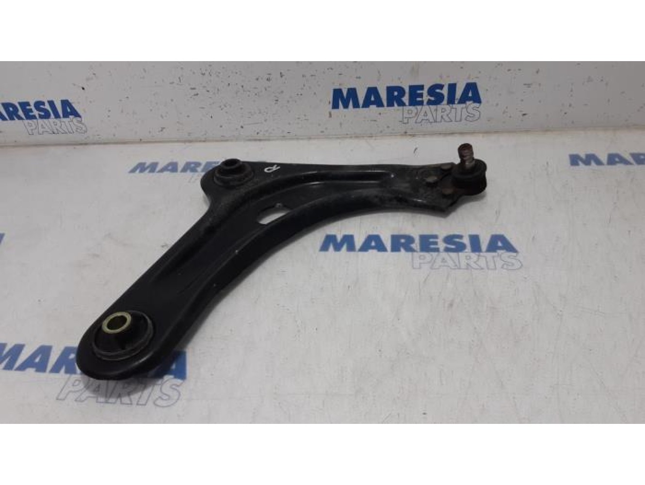 Peugeot - 208 - Front lower wishbone, right