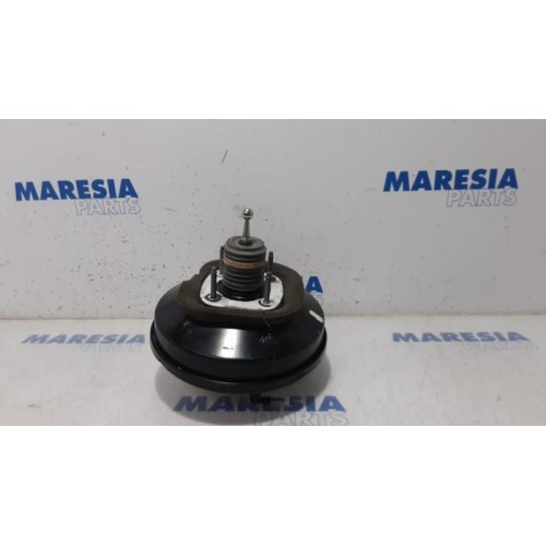 Peugeot - 208 - Brake servo