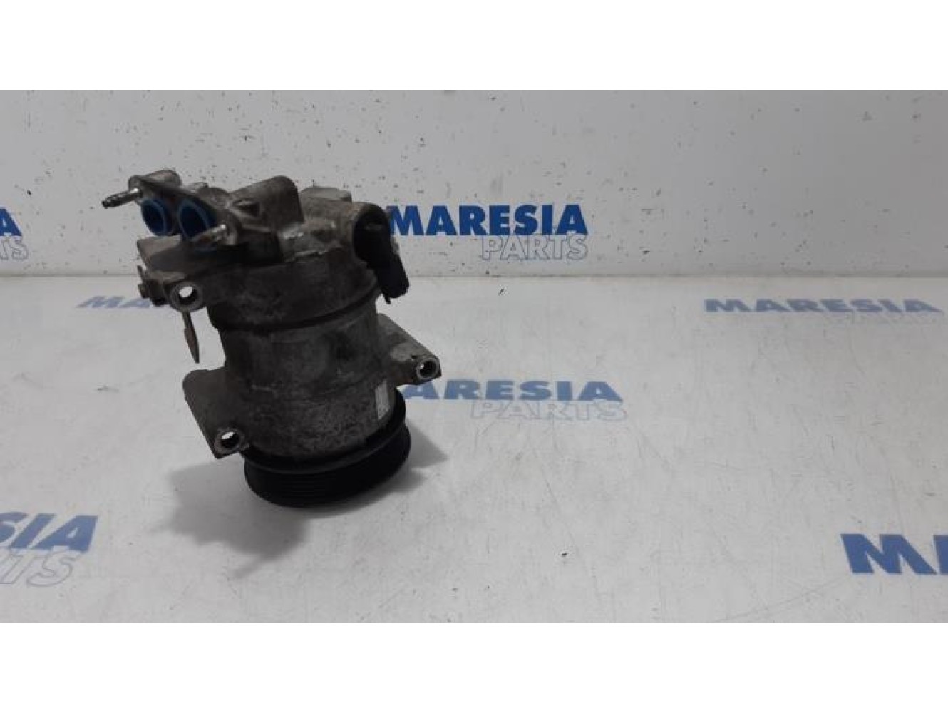 Peugeot - 208 - Air conditioning pump