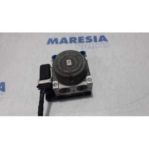 Peugeot - 208 - ABS Pumpe