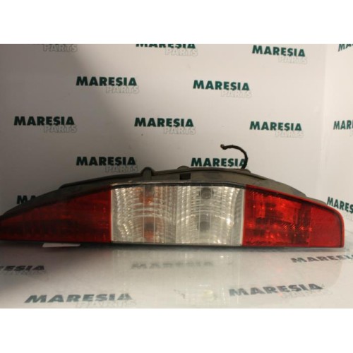 Fiat - Doblo - Taillight, right