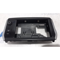 Peugeot - 208 - Multi-media control unit