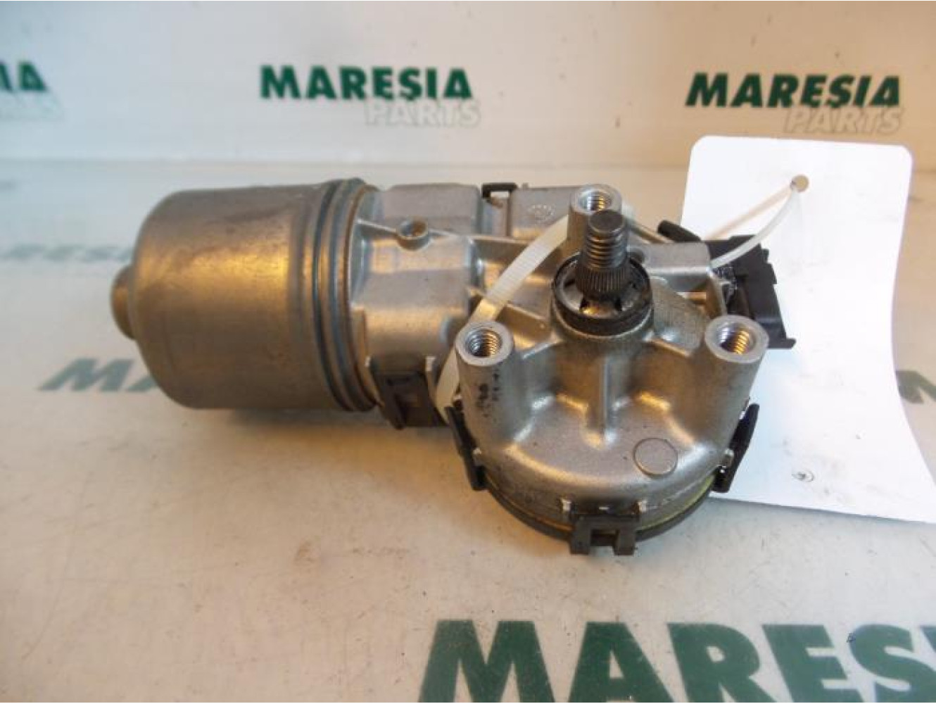 Peugeot - 206 - Front wiper motor