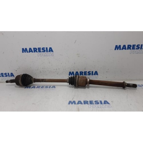 Renault - Scenic - Front drive shaft, right