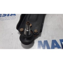 Renault - Scenic - Front lower wishbone, left