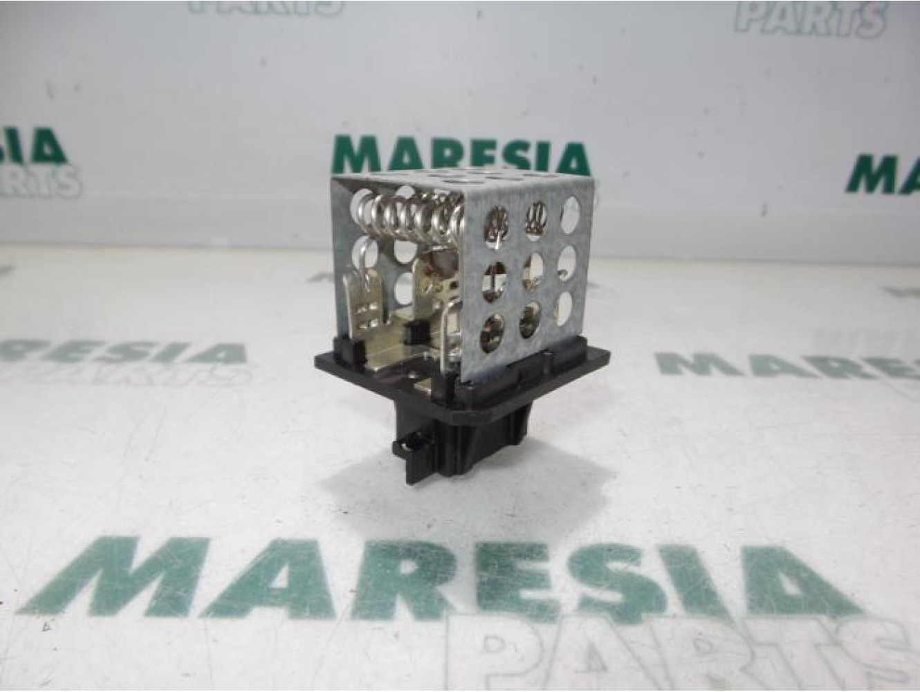 Peugeot - 206 - Heater resistor