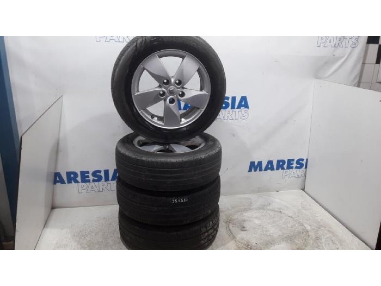 Renault - Scenic - Set of sports wheels