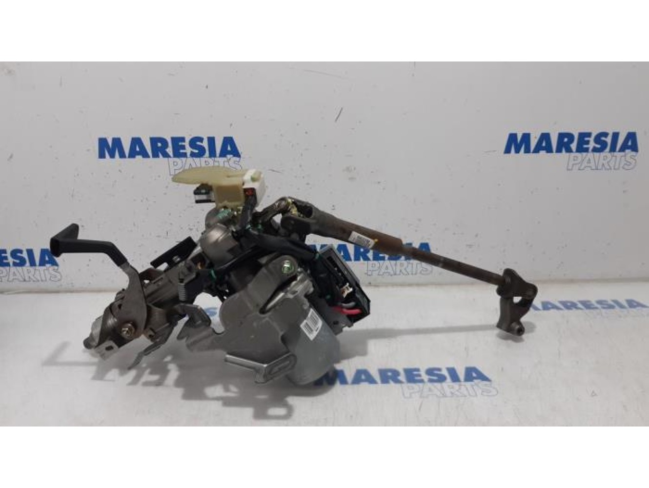 Renault - Scenic - Steering column housing