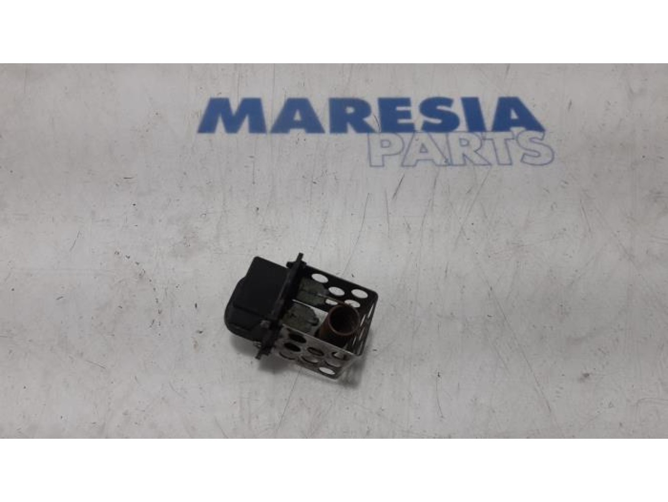 Renault - Scenic - Cooling fan resistor