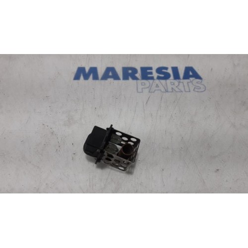 Renault - Scenic - Cooling fan resistor