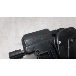 Renault - Scenic - Tailgate lock mechanism