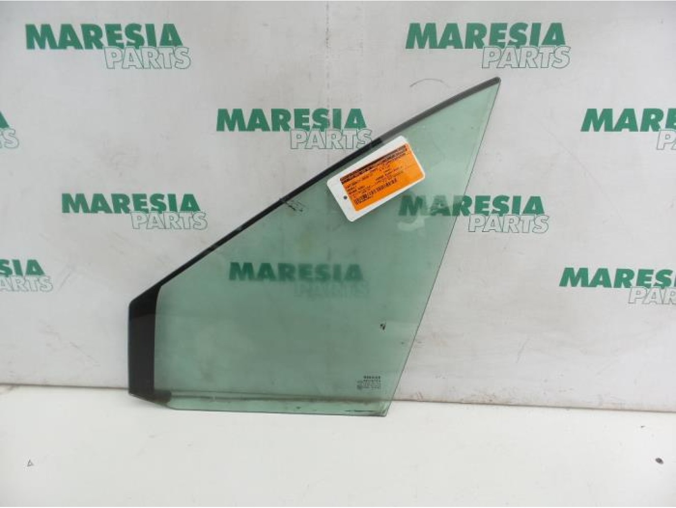 Renault - Megane Scenic - Quarter light, front left