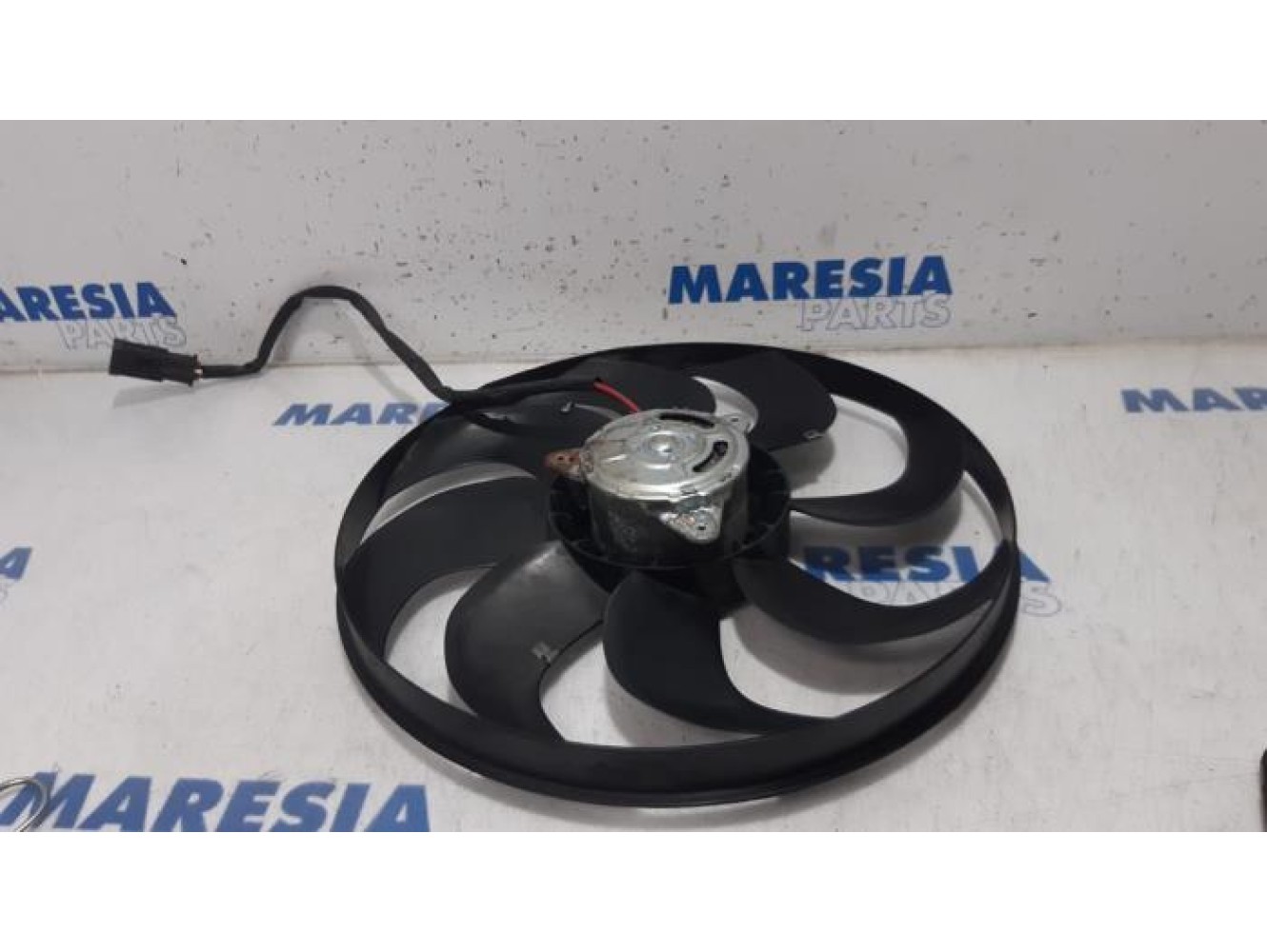 Peugeot - 308 - Fan motor