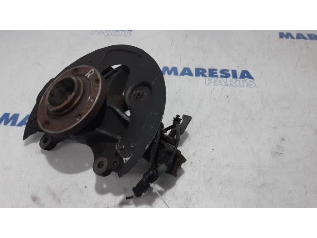 Peugeot - 308 - Knuckle, front right