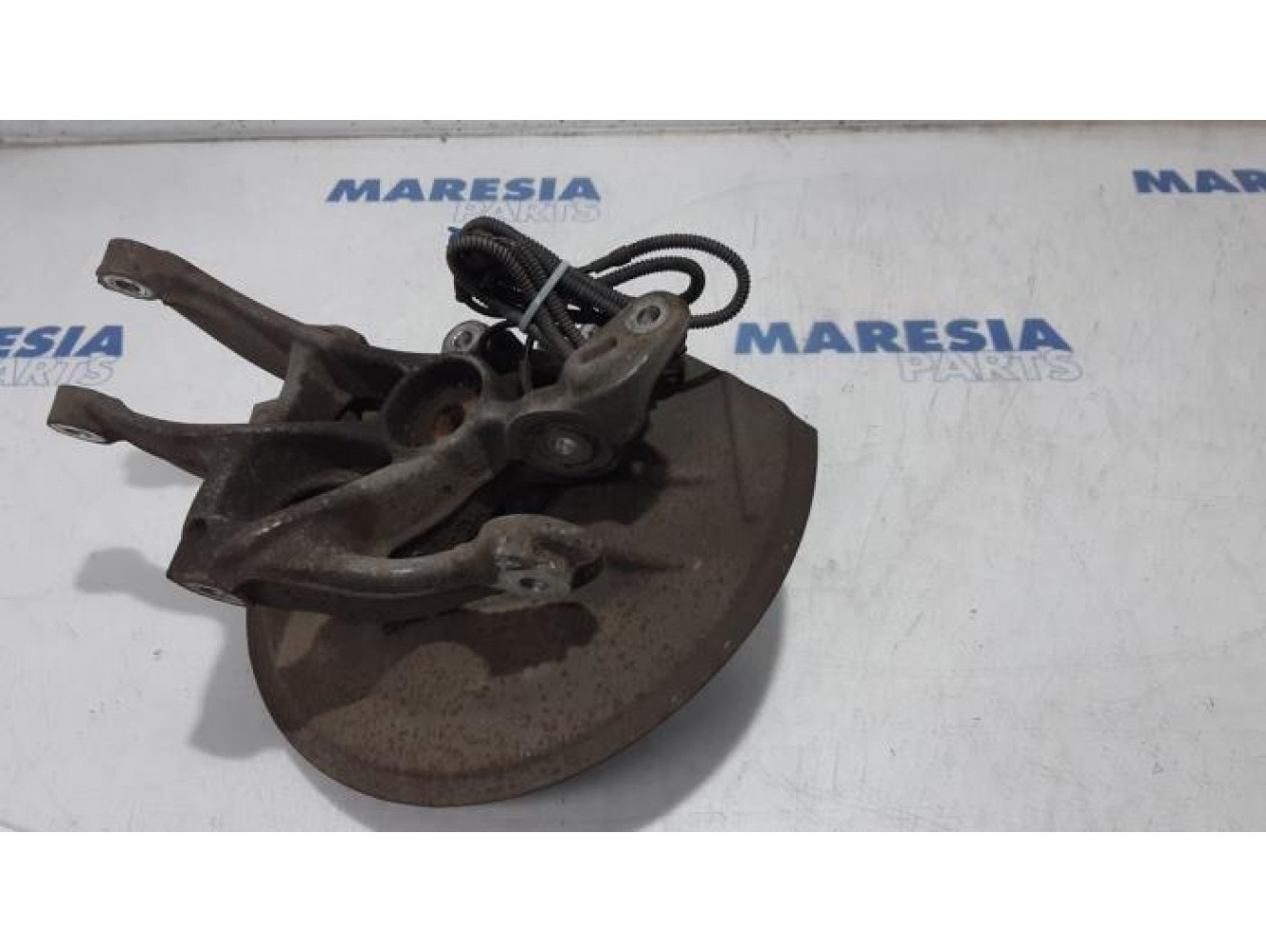 Peugeot - 508 - Achsschenkel links hinten