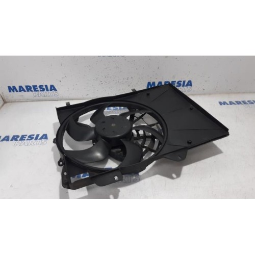 Peugeot - 208 - Fan motor
