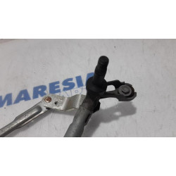 Peugeot - 208 - Wiper mechanism