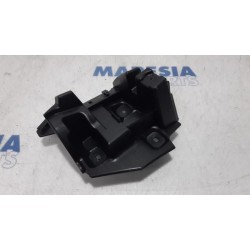 Renault - Scenic - Rear bumper bracket, left