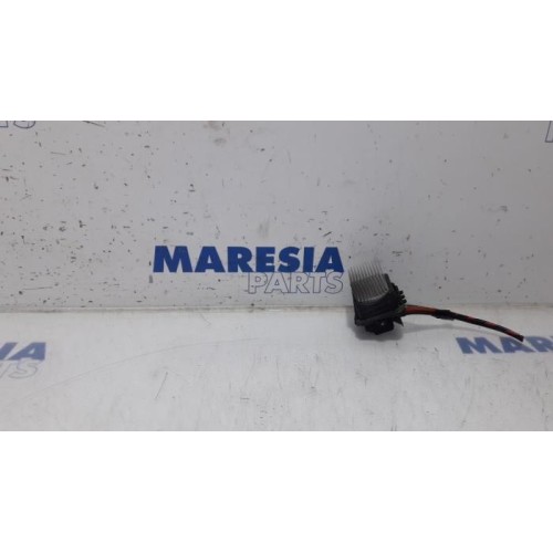 Peugeot - 208 - Heater resistor