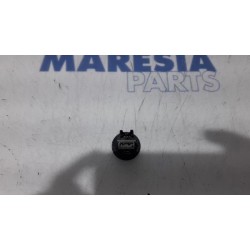 Peugeot - 208 - AUX/USB aansluiting