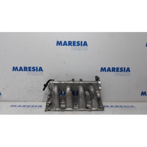 Renault - Espace - Intake manifold