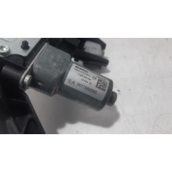 Peugeot - 308 - Ruitenwissermotor achter