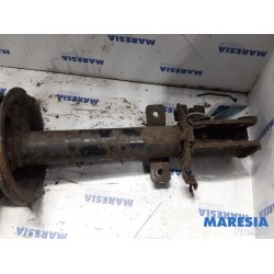 Renault - Megane Scenic - Front shock absorber rod, right