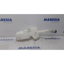 Fiat - 500 - Front windscreen washer reservoir