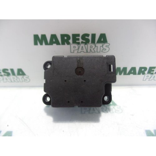 Renault - Megane - Heater valve motor
