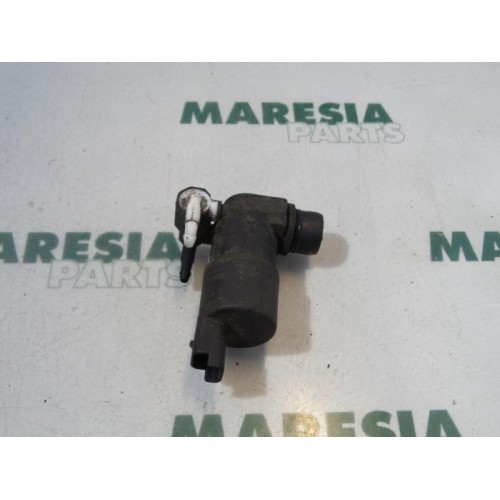 Renault - Laguna - Scheibensprüherpumpe vorne