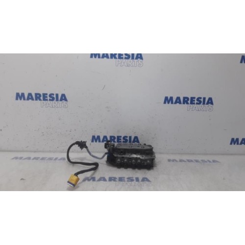 Citroen - C5 - Bloc soupapes hydraulique