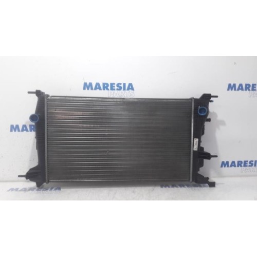 Renault - Megane - Radiator