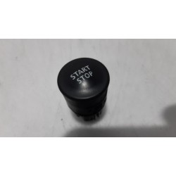 Renault - Megane - Start/stop switch