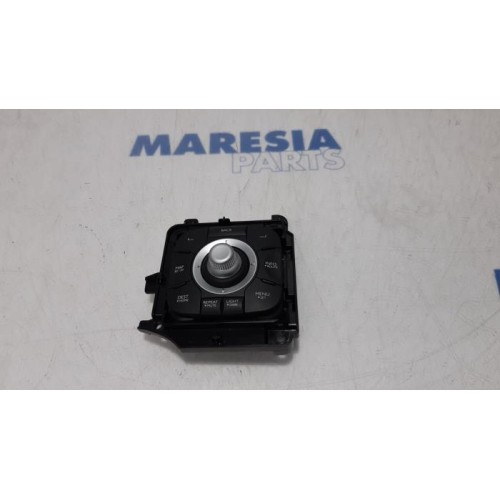 Renault - Megane - Navigation control panel