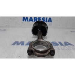 Opel - Combo - Piston