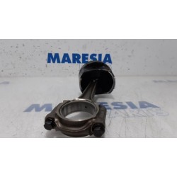 Opel - Combo - Piston