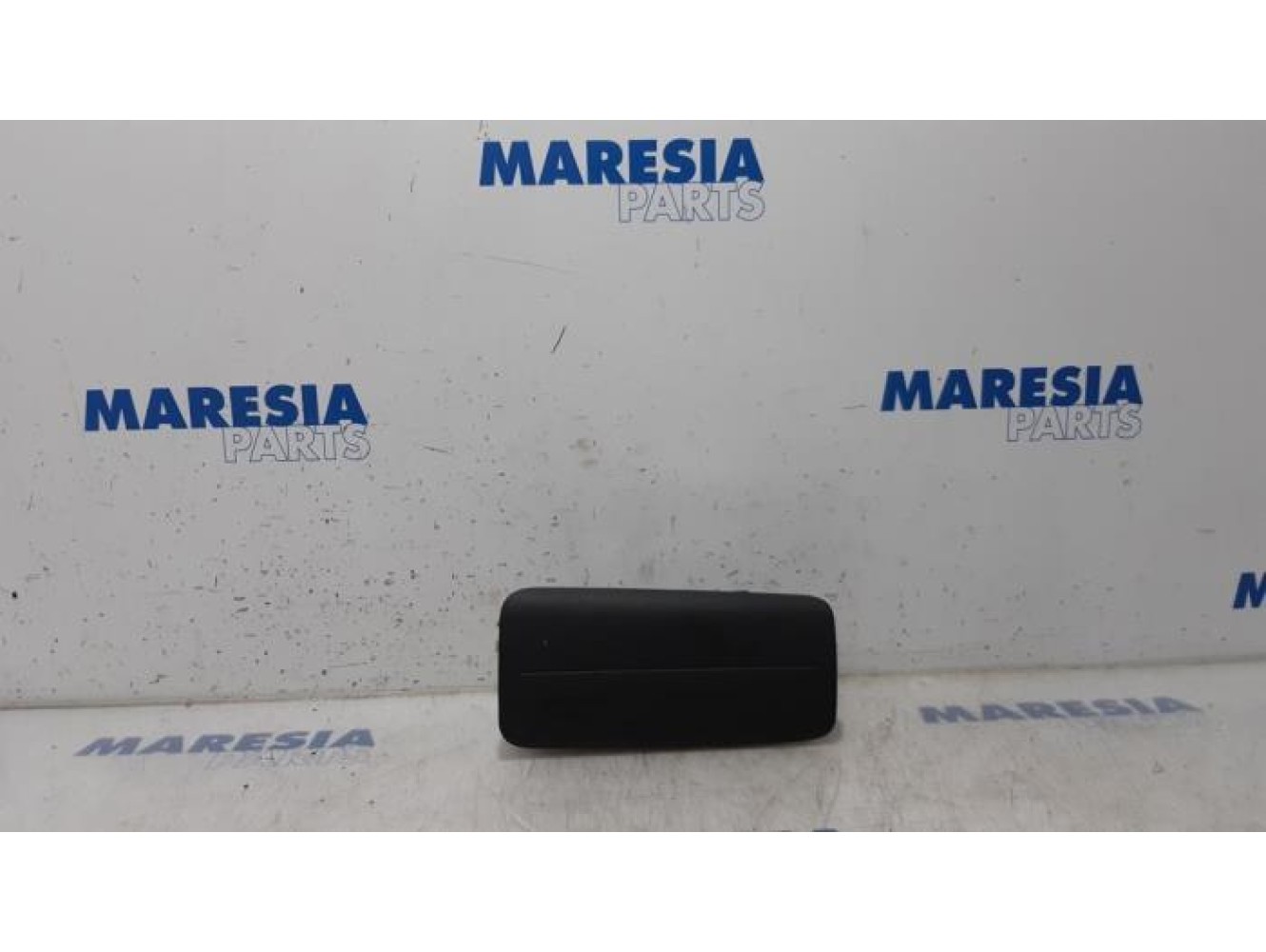 Fiat - Panda - Right airbag (dashboard)