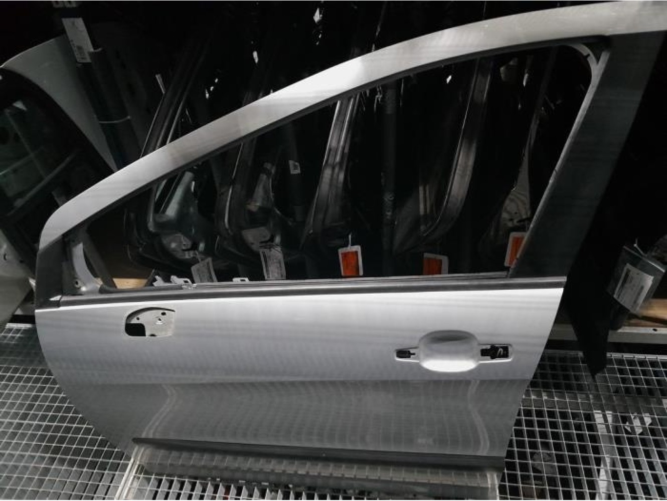 Peugeot - 308 - Tür 4-türig links vorne