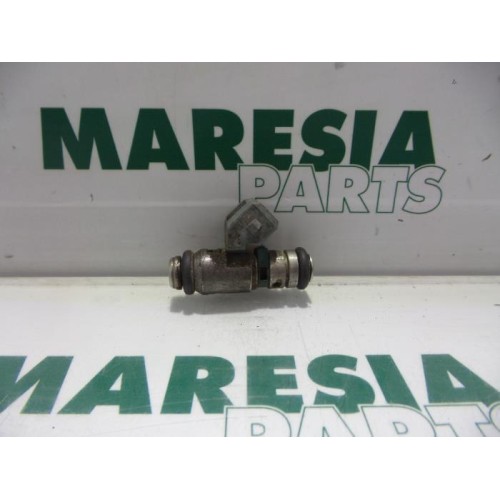 Renault - Megane Scenic - Injector (petrol injection)