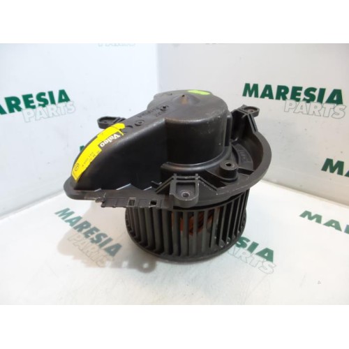 Citroen - Xantia - Heating and ventilation fan motor