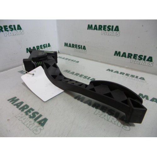 Alfa Romeo - 147 - Gaspedaalpositie Sensor