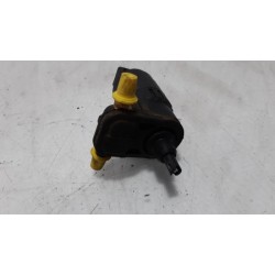 Fiat - Panda - Scheibensprüherpumpe vorne