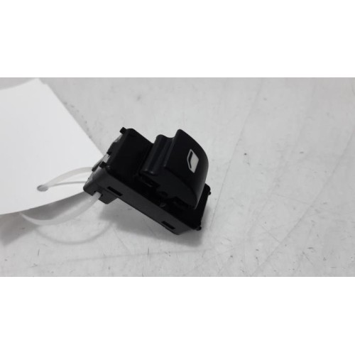 Peugeot - Partner - Electric window switch