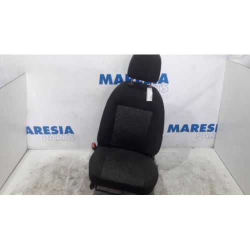 Opel - Combo - Seat, left