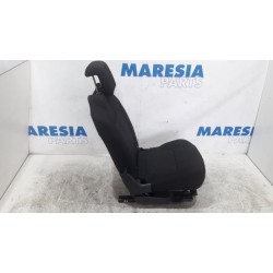 Peugeot - 5008 - Rear seat