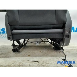 Peugeot - 5008 - Seat, right